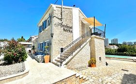 Apartments Nona